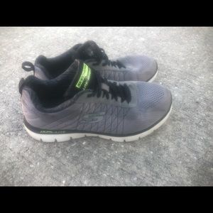 Men Skechers size 10W